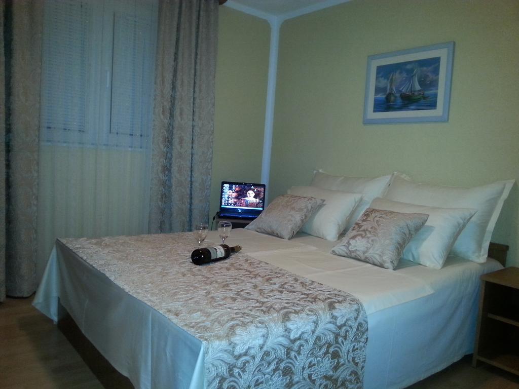 Holiday Home Milenka Rogoznica  Exterior photo